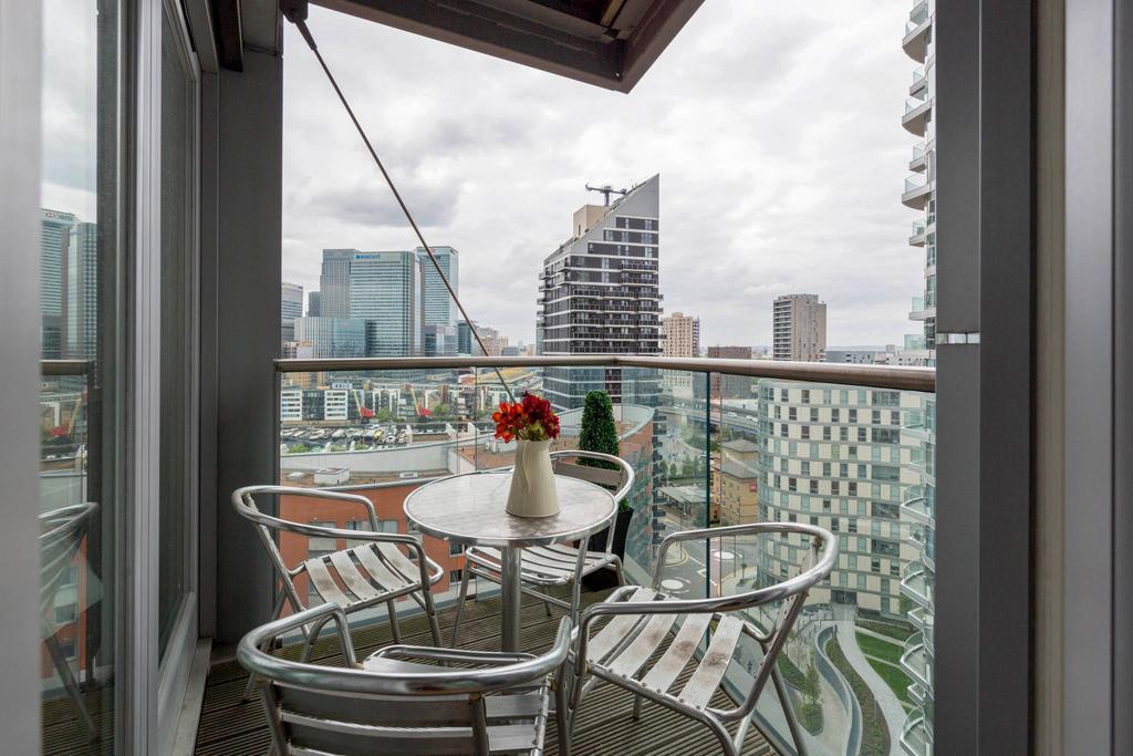 Excel Apartment For Business Travellers Лондон Екстериор снимка