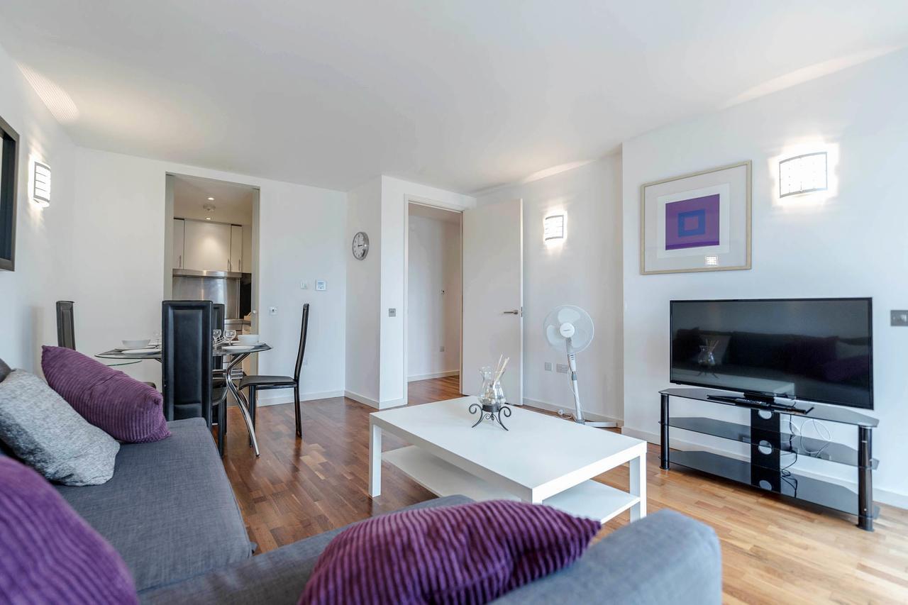 Excel Apartment For Business Travellers Лондон Екстериор снимка