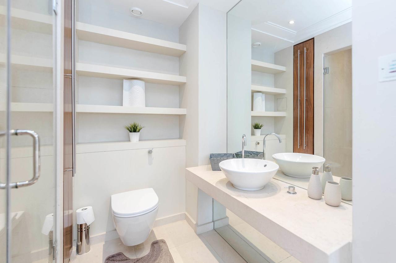 Excel Apartment For Business Travellers Лондон Екстериор снимка